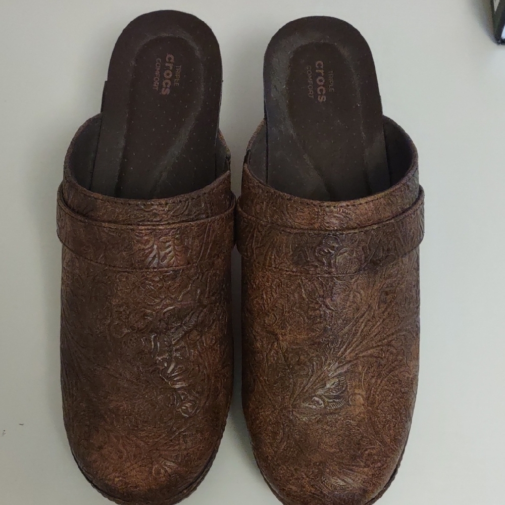 CROCS Embossed Brown Clogs